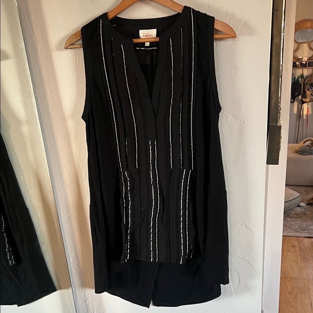 Anthropologie Deletta Black Top with Silver Accents - Picture 3 of 7